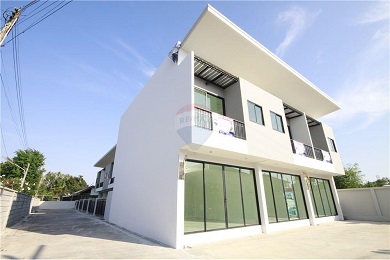 House for sale in Rayong